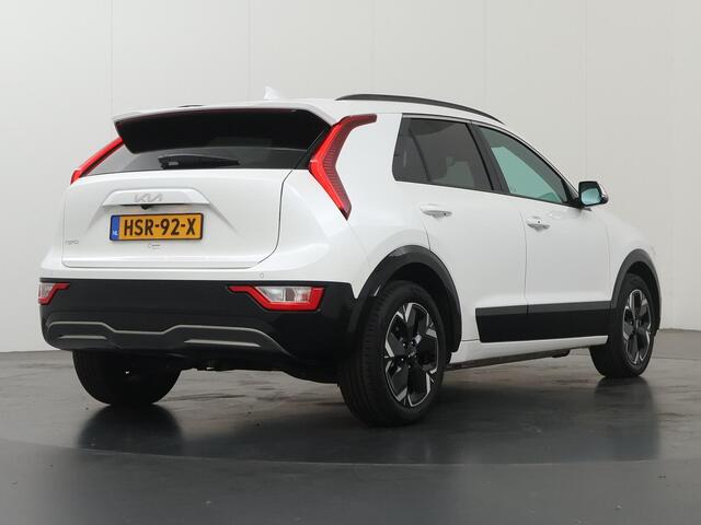 KIA e-Niro EV Light Advanced 64.8 kWh | Stoel / Stuurwielverwarming | Navigatie | Parkeercamera | Cruise Control Adaptief |