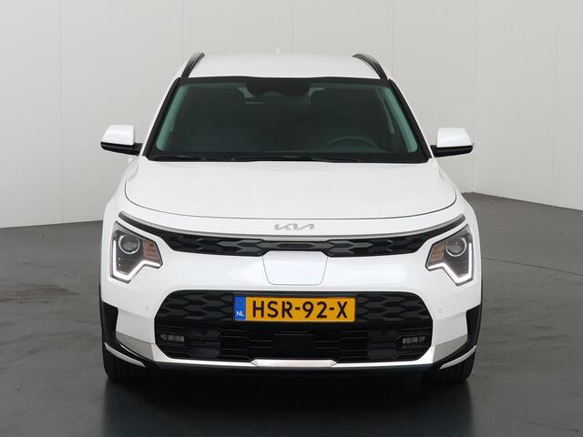 KIA e-Niro EV Light Advanced 64.8 kWh | Stoel / Stuurwielverwarming | Navigatie | Parkeercamera | Cruise Control Adaptief |