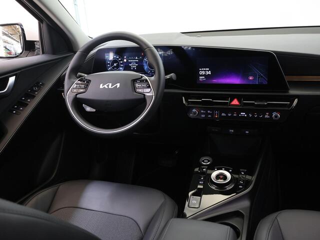 KIA e-Niro EV Light Advanced 64.8 kWh | Stoel / Stuurwielverwarming | Navigatie | Parkeercamera | Cruise Control Adaptief |
