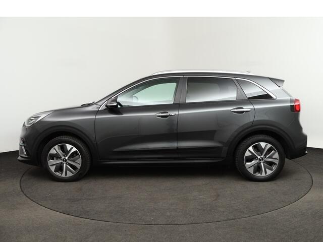 KIA e-Niro DynamicPlusLine 64 kWh | Schuifdak o LED o Keyless o Camera