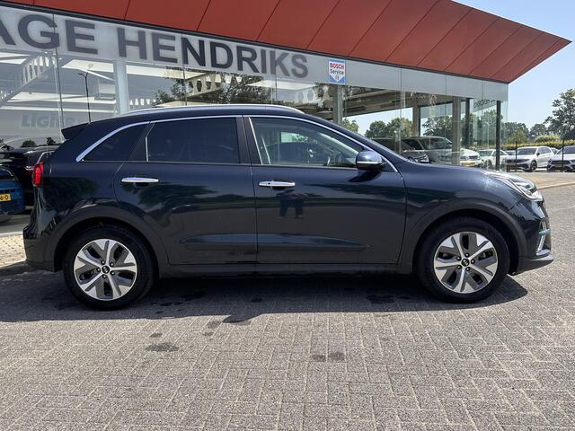 KIA e-Niro DynamicPlusLine 64 kWh | SOH: 95,1% | 3 Fase | Schuif/kantel dak | Afn. Trekhaak | Adaptive CC |