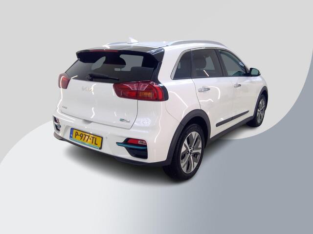 KIA e-Niro DynamicPlusLine 64 kWh | 14500 KM | SOH 100% | Navigatie | Schuif - Kantel Dak | WORDT VERWACHT!