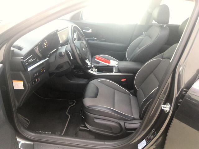 KIA e-Niro DynamicPlusLine 64 kWh | SOH 100% | 3 Fase laden | Schuif/kanteldak | Half Leder | Andriod Auto | Apple carplay | Navigatie