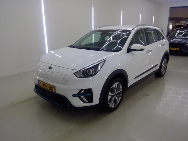 KIA e-Niro DynamicLine 39 kWh ? 3 fase ? Camera ? CarPlay / AndroidAuto ?