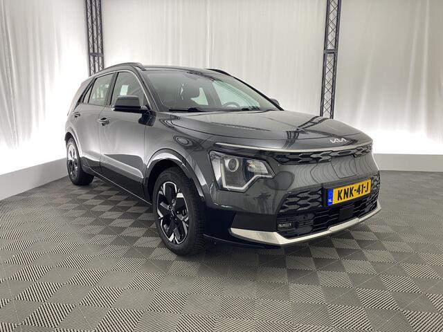 KIA e-Niro EV Edition Advanced 64.8 kWh Apple carplay | Camera | Navi | Adaptieve cruise | Stoel- en stuurverwarm.