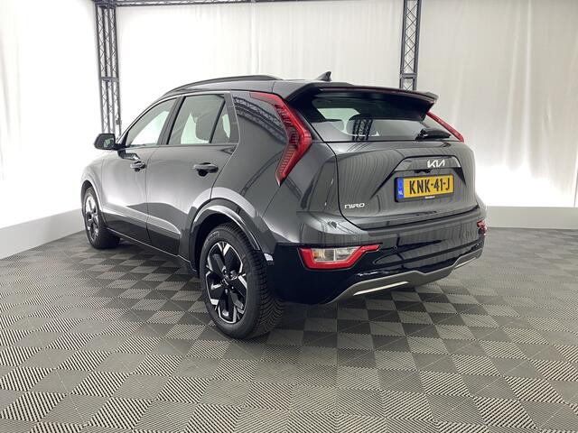 KIA e-Niro EV Edition Advanced 64.8 kWh Apple carplay | Camera | Navi | Adaptieve cruise | Stoel- en stuurverwarm.