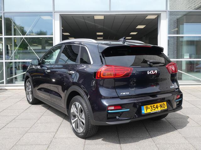 KIA e-Niro DynamicPlusLine 64 kWh | Cruise | Clima | Carplay | Keyless | Schuif-kanteldak | Stoel-stuurverwarming | Navi |