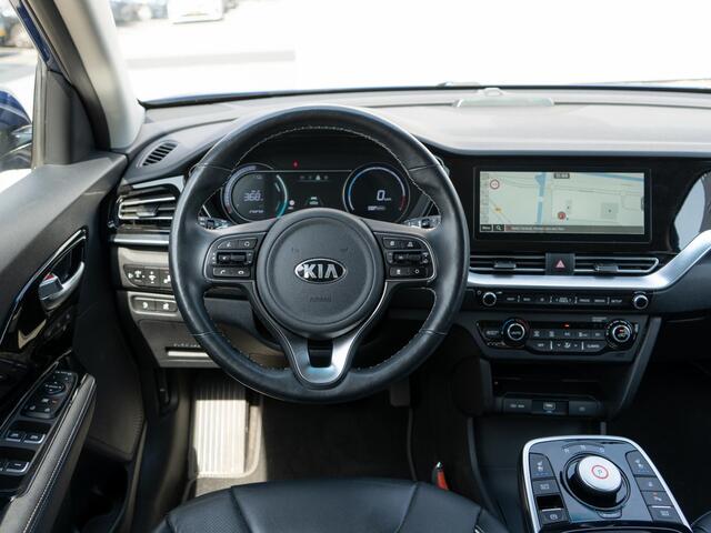KIA e-Niro ExecutiveLine 64 kWh | Stoel en stuurverwarming / Stoel ventilatie | Navigatie |