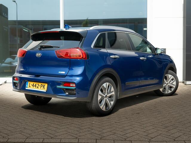 KIA e-Niro ExecutiveLine 64 kWh | Stoel en stuurverwarming / Stoel ventilatie | Navigatie |
