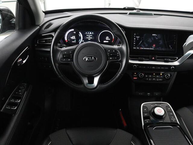 KIA e-Niro DynamicPlusLine 64 kWh Pano| Clima | Half Leder | SOH 94.9% Pano| Clima | Half Leder | SOH 94.9% | Navi | Camera | Stoelverwarming | DAB+ | Carplay