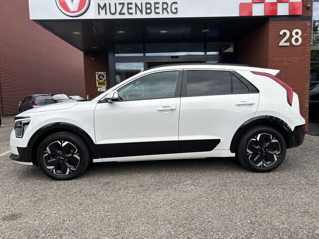 KIA e-Niro EV Edition Advanced 64.8 kWh 3-fase // ADAPTIVE CRUISE // NAVI + CARPLAY // KEYLESS // ELEK. STOELEN // PDC V+A