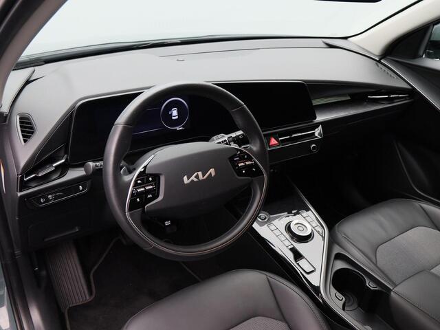 KIA e-Niro EV ComfortLine 64.8 kWh 204 Pk | Trekhaak | Adaptive Cruise | Stoel/Stuurverwarming | Camera | CarPlay | 17 Inch | 96.979 Km !!