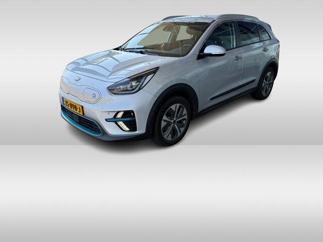 KIA e-Niro ExecutiveLine 64 kWh / Camera / Leder / Keyless / Stoelventilatie / Navigatie / Dodehoek / DAB / Cruise Control / Warmtepomp