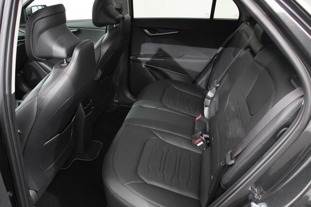 KIA e-Niro EV DynamicPlusLine 64.8 kWh Nieuw Model! Navigatie Half Leder Schuif-kantel dak Electrisch bedienbare achterklep DAB Led Camera