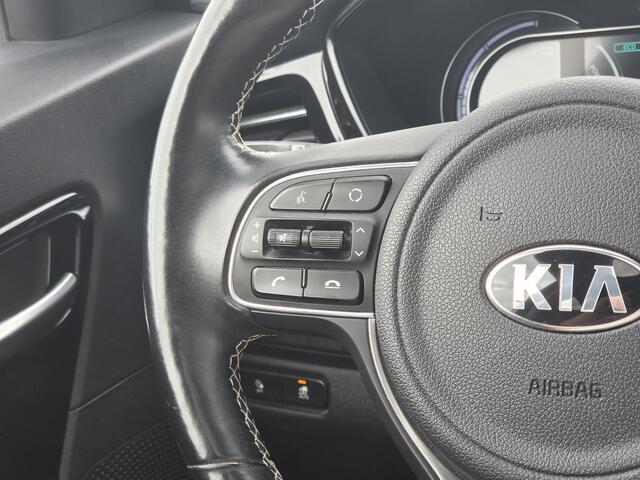 KIA e-Niro DynamicPlusLine 64 kWh | SOH 100% | 3 Fase laden | Schuif/kanteldak | Half Leder | Andriod Auto | Apple carplay | Navigatie