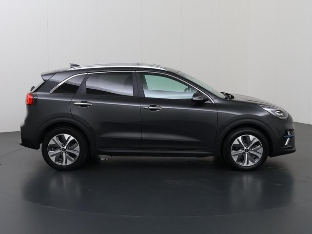 KIA e-Niro ExecutiveLine 64 kWh | Lederen Bekleding | JBL Audio | Dodehoekdetectie | Stoel/Stuurwielverwarming | Stoelventilatie | Elektrisch bedienbare bestuurdersstoel met geheugenfunctie