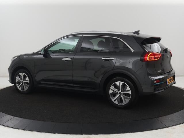 KIA e-Niro DynamicPlusLine 64 kWh | SOH 95,3% | Panoramadak | Half leder | Stuur/stoel verwarming | Adaptive cruise | Lane assist | Climate control | Carplay | Camera | Park assist | Full LED