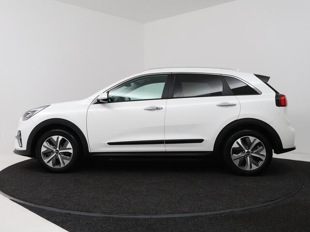 KIA e-Niro DynamicPlusLine 64 kWh | 95.3% SOH | Trekhaak | Schuif/kanteldak | Stoel/Stuuverwarming |