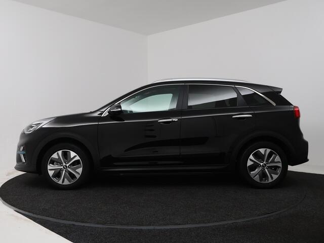KIA e-Niro ExecutiveLine 64 kWh | 95.7% SOH | Schuif/kanteldak | Lederen bekleding | Stoelverwarming/ventilatie |