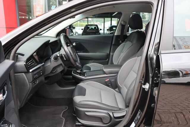 KIA e-Niro DynamicLine 64 kWh | origineel NL | SoH 100% | ACC | Camera | Trekhaak |