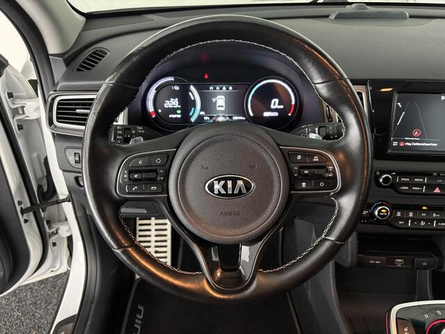 KIA e-Niro ExecutiveLine 64 kWh | SOH 100% | 4 NIEUWE ALL SEASONS |