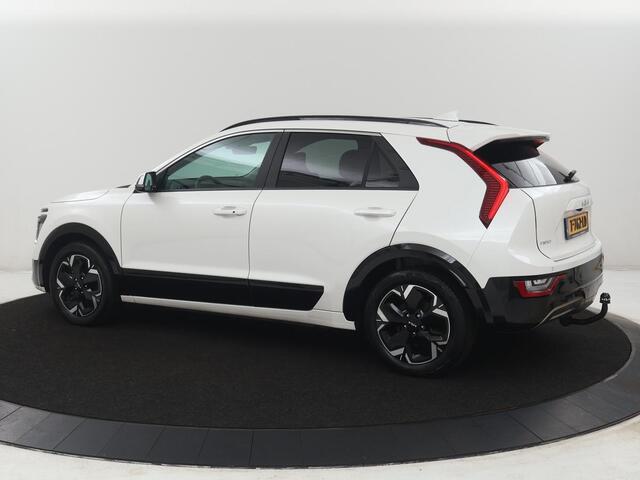 KIA e-Niro EV DynamicPlusLine 64.8 kWh | SOH 95,8% | Panoramadak | Leder | Adaptive cruise | Harman/Kardon | Trekhaak | Camera | Park assist | Stuur/stoel verwarming | Carplay | Climate control | Full LED
