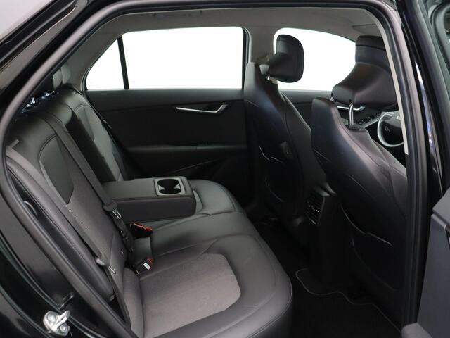 KIA e-Niro EV DynamicLine 64.8 kWh | SOH 97,9% | All Season Banden | WLTP 460km |