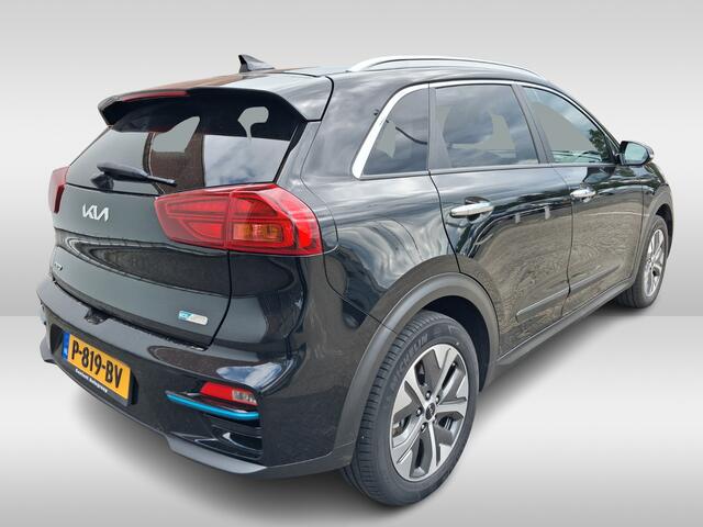 KIA e-Niro Edition 64 kWh / Camera / CarPlay / Keyless / Half leder / 17'' / Stuur+Stoelverwarming / DAB / ACC