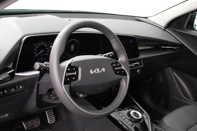 KIA e-Niro EV DynamicPlusLine 64.8 kWh Navigatie Half Leder Schuif-kantel dak Electrisch bedienbare achterklep Camera