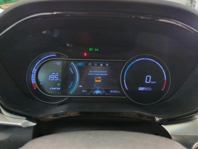KIA e-Niro DynamicPlusLine 64 kWh | SOH 100% | Trekhaak | Warmtepomp | Schuif-Kantel Dak |