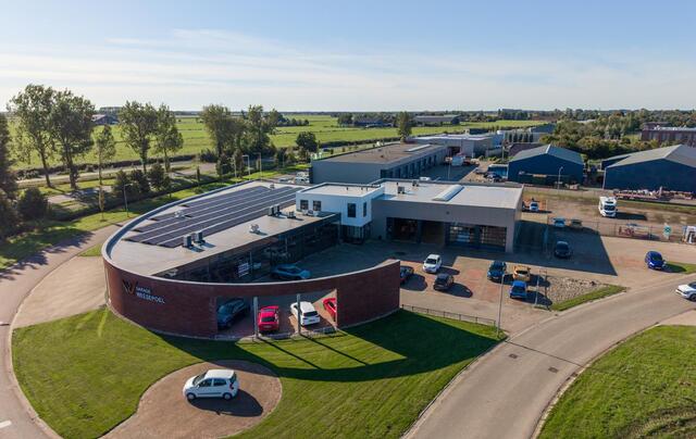 KIA e-Niro 39kWh DynamicPlusLine (SOH 96,6%) - Navigatie - Camera - Elektr. schuifdak - Stoel- en stuurverwarming - LED koplampen - Fabrieksgarantie tot 06-2028