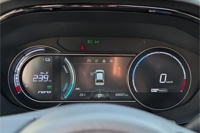 KIA e-Niro DynamicPlusLine 64kWh 3-Fase SOH 96% LED Schuifdak