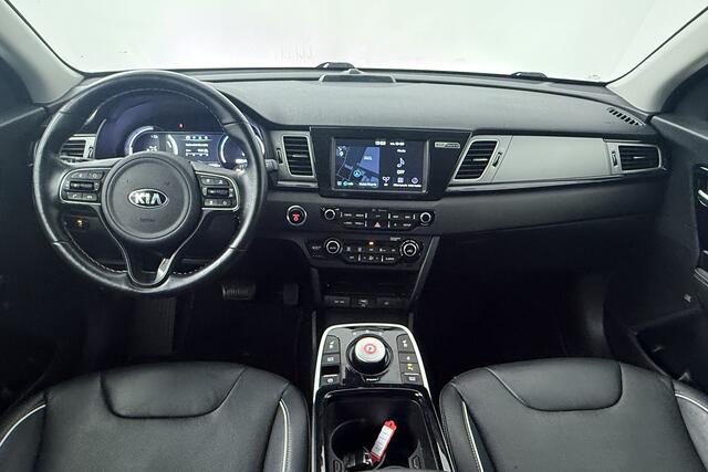 KIA e-Niro ExecutiveLine 64 kWh (CAMERA, STOELVERWARMING/VERKOELING, STUURVERWARMING)