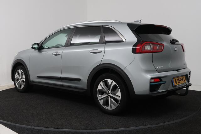 KIA e-Niro ExecutiveLine 64 kWh (CAMERA, STOELVERWARMING/VERKOELING, STUURVERWARMING)
