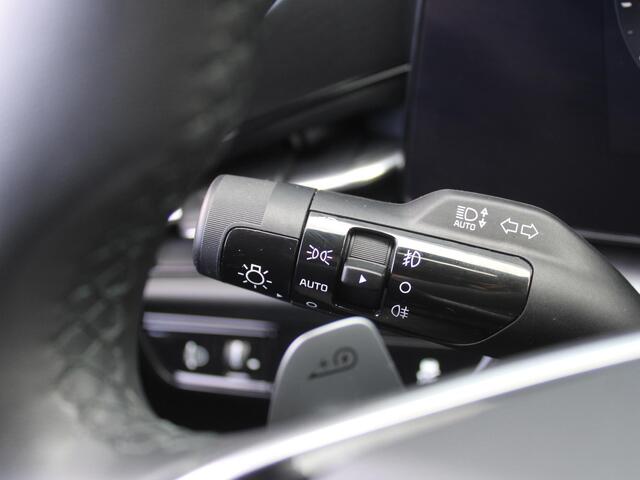 KIA e-Niro EV DynamicLine 64.8 kWh | Trekhaak | Camera | Clima | Cruise adapt. | Navi | 17" LM | Keyless | Apple Carplay/Android Auto |