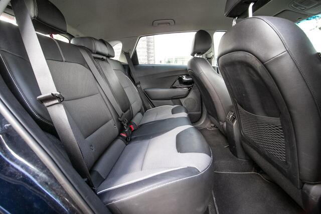 KIA e-Niro DynamicLine 64 kWh - 3 Fase | all season banden
