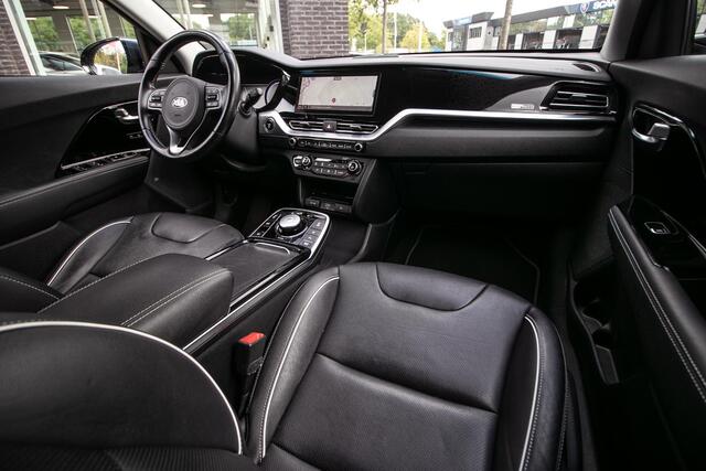 KIA e-Niro ExecutiveLine 64 kWh - 3 Fase | Leer | JBL Audio