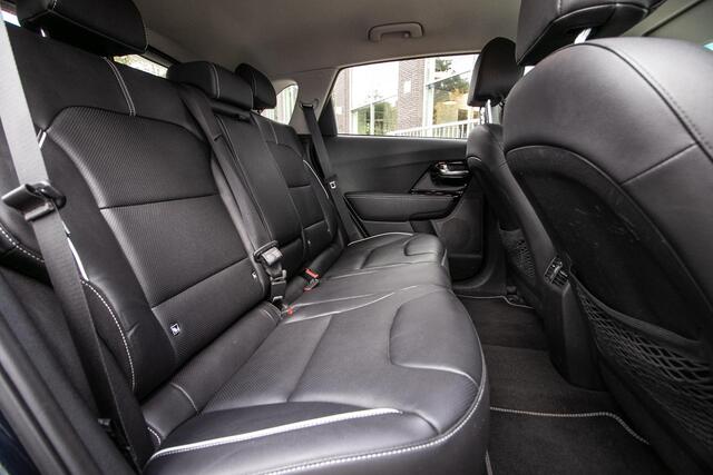 KIA e-Niro ExecutiveLine 64 kWh - 3 Fase | Leer | JBL Audio