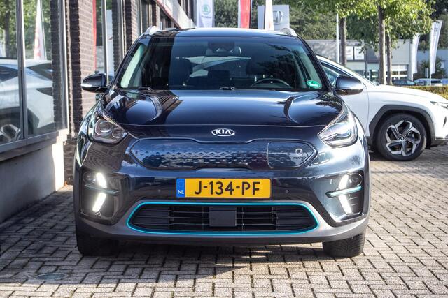 KIA e-Niro ExecutiveLine 64 kWh - 3 Fase | Leer | JBL Audio