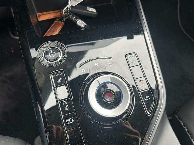 KIA e-Niro EV DYNAMICPLUSLINE 64.8 KWH (100% SOH) I TREKHAAK I SCHUIF/KANTELDAK I STOELVERWARMING I P-CAMERA