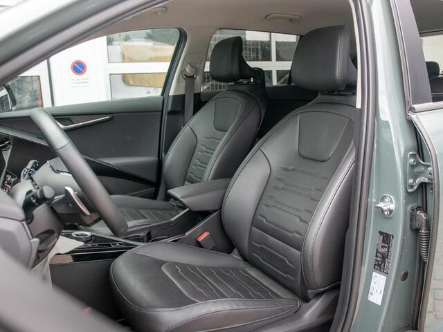 KIA e-Niro EV Edition Advanced 64.8 kWh Trekhaak | Leder | Privacy glass | Luxe uitvoering