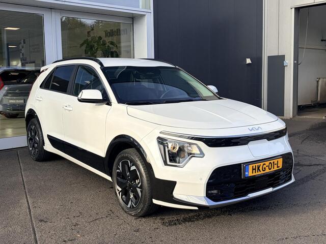 KIA e-Niro EV Light Advanced 64.8 kWh | Stoelverwarming | Stuurverwarming | Keyless Go/Start | Parkeersensoren voor & achter | Navigatie