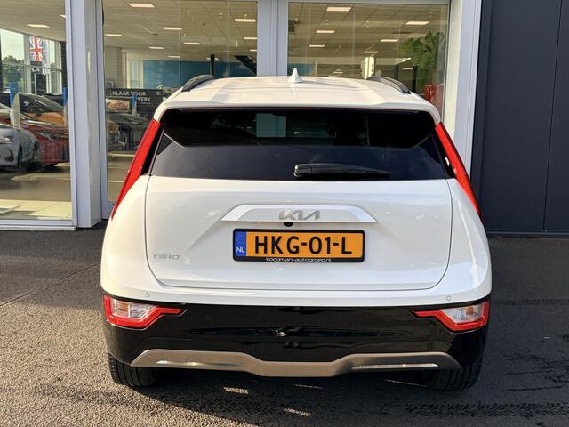 KIA e-Niro EV Light Advanced 64.8 kWh | Stoelverwarming | Stuurverwarming | Keyless Go/Start | Parkeersensoren voor & achter | Navigatie