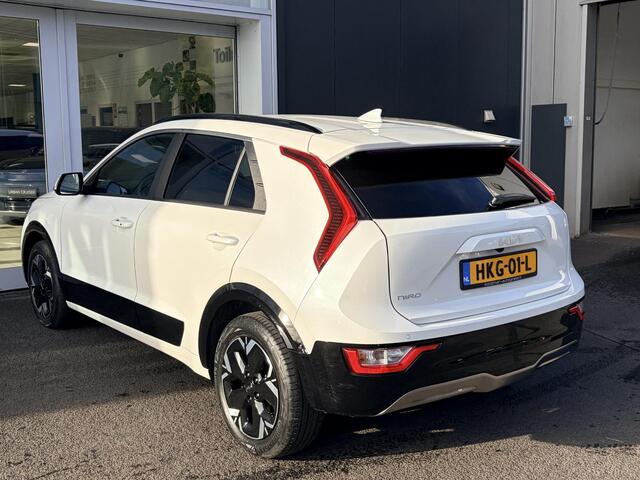 KIA e-Niro EV Light Advanced 64.8 kWh | Stoelverwarming | Stuurverwarming | Keyless Go/Start | Parkeersensoren voor & achter | Navigatie