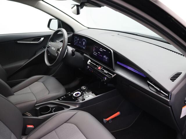 KIA e-Niro EV DynamicLine 64.8 kWh | Soh 97,6% | Achteruitrijcamera | Apple Carplay & Android Auto | 460km WLTP |