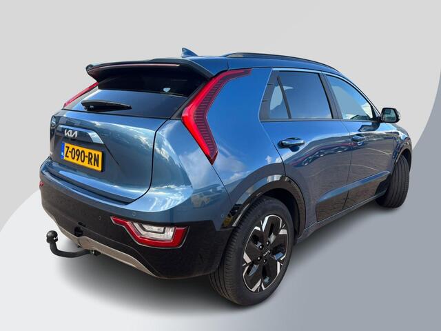 KIA e-Niro ExecutiveLine 64.8 kWh | SOH 97,1% | NIEUW BINNEN, MEER FOTO'S VOLGEN | Pano-dak | Harman Kardon | Elektr. Stoelen | Trekhaak | Camera