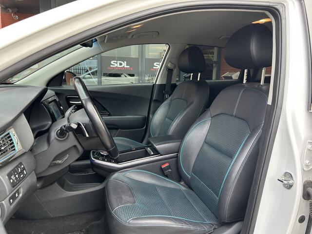 KIA e-Niro ExecutiveLine 64 kWh // FULL LED // NAVI + CARPLAY // LEDER // MEMORY SEAT // PDC V+A // ADAPTIVE CRUISE // STOELVERWARMING + VERKOELING