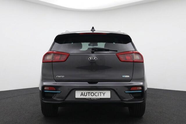 KIA e-Niro ExecutiveLine 64 kWh 204PK 100% SOH Leder | JBL Sound | Warmtepomp | Stoelkoeling