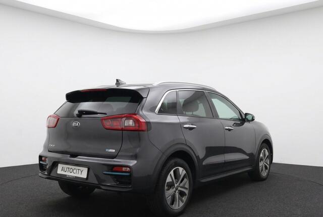 KIA e-Niro ExecutiveLine 64 kWh 204PK 100% SOH Leder | JBL Sound | Warmtepomp | Stoelkoeling