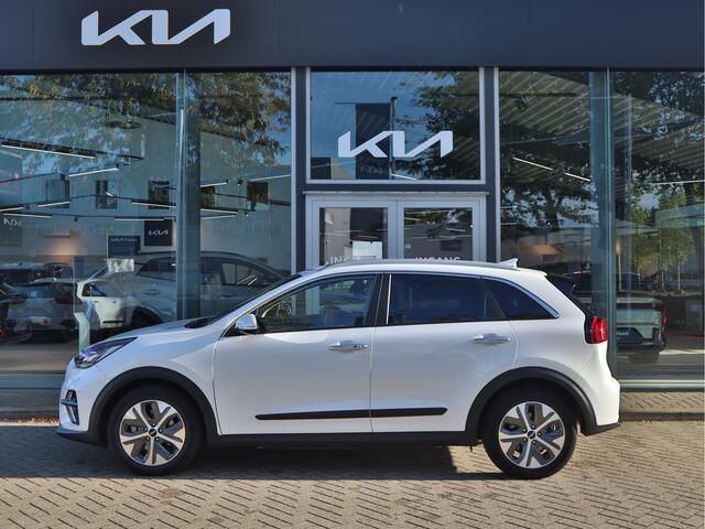 KIA e-Niro ExecutiveLine 64 kWh | Leder | Stoelventilatie | JBL | Schuifdak | Stoelverwarming | tot 10 jaar Garantie! |